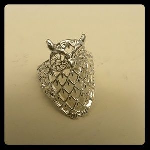 Silver owl ring NEW